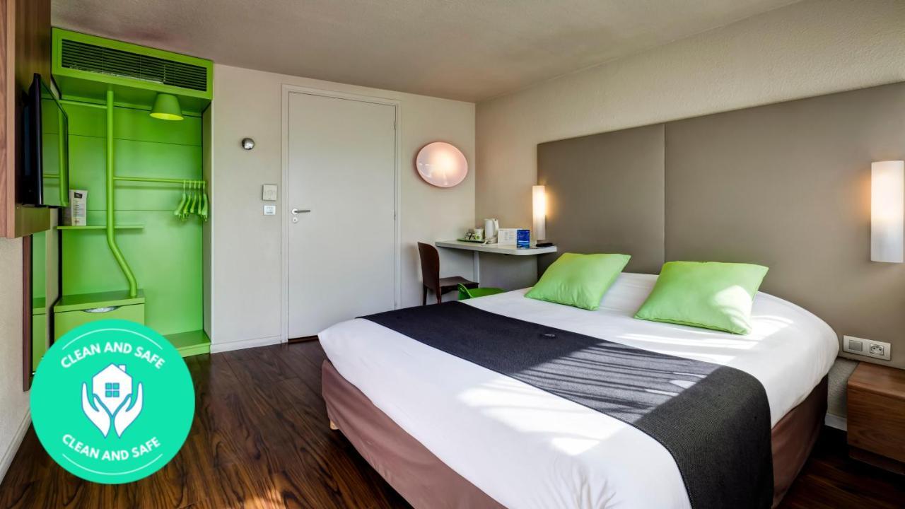 Hotel Campanile Evry Ouest - Corbeil Essonnes Exterior foto